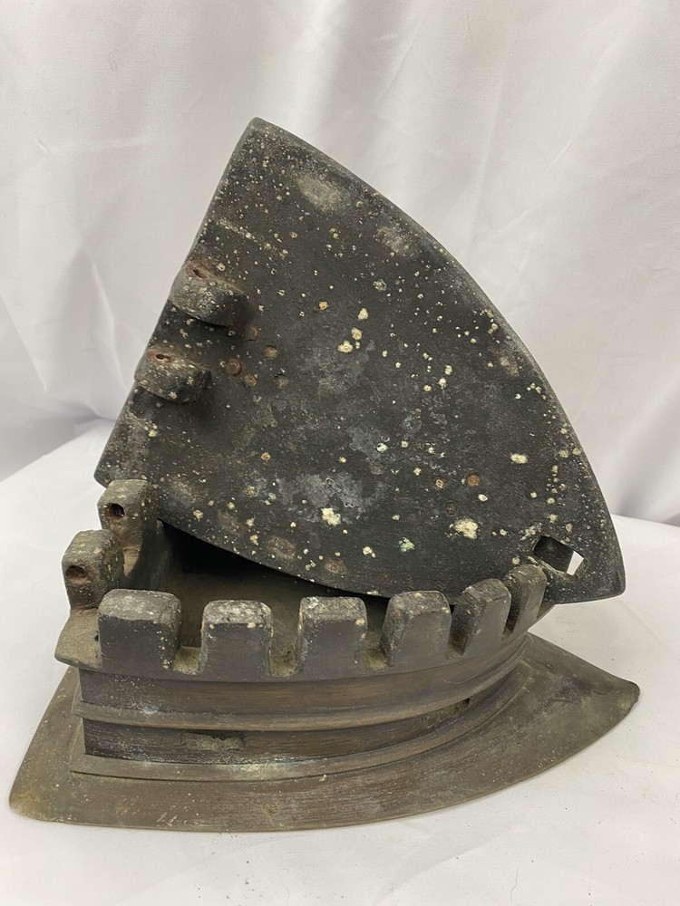 Antique Charcoal Pressing Iron Extra Large Cast Iron Cutouts