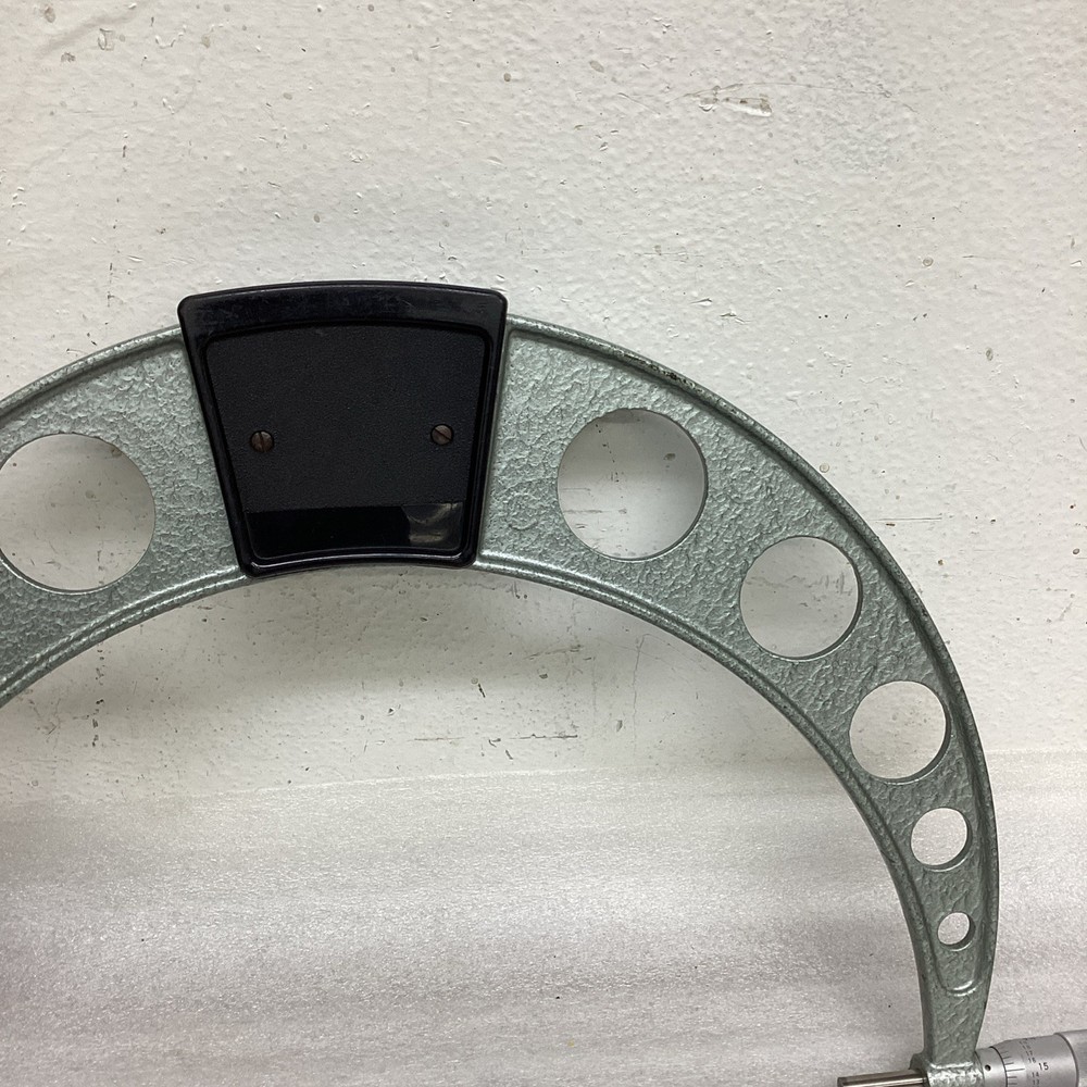 MITUTOYO 11-12" OUTSIDE MICROMETER .0001 ~ 103-226A