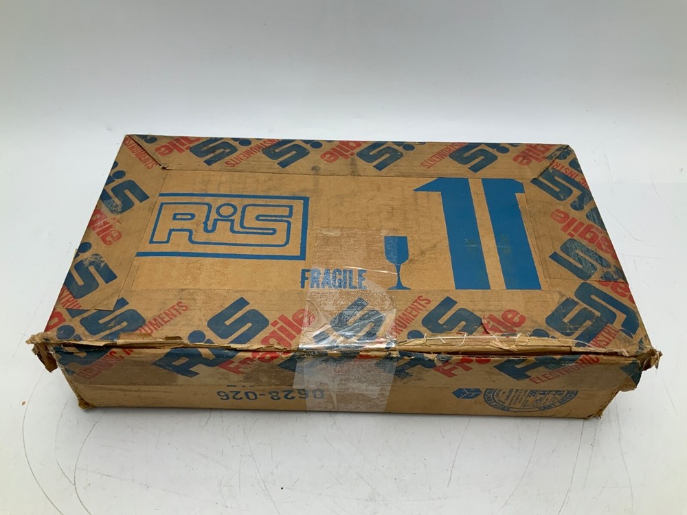 NEW RIS MODEL SC-300 CURRENT TRANSMITTER 117 AC VOLTS 12 WATTS DC CURRENT TRANS