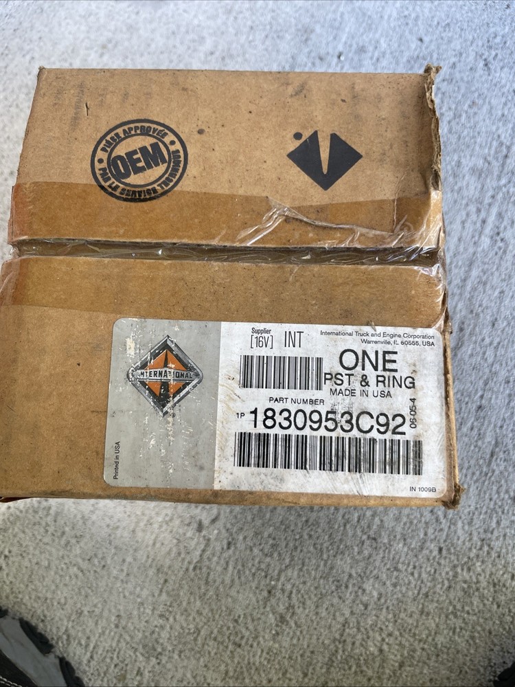 INTERNATIONAL KIT PISTON & RINGS 1830953C92