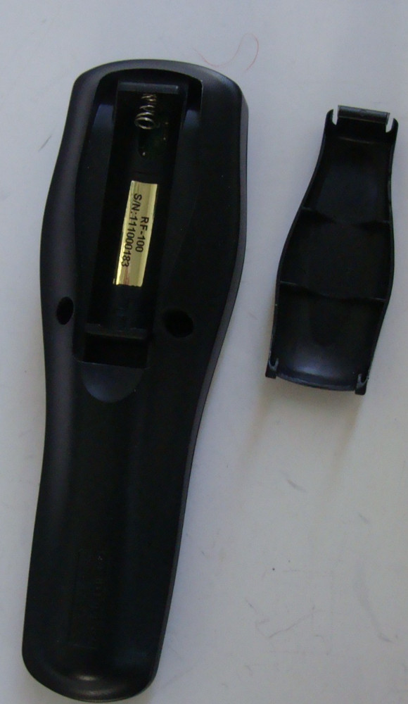 Wireless Computing RF-100 Presentation Remote Control w/o Laser Pointer - TESTED