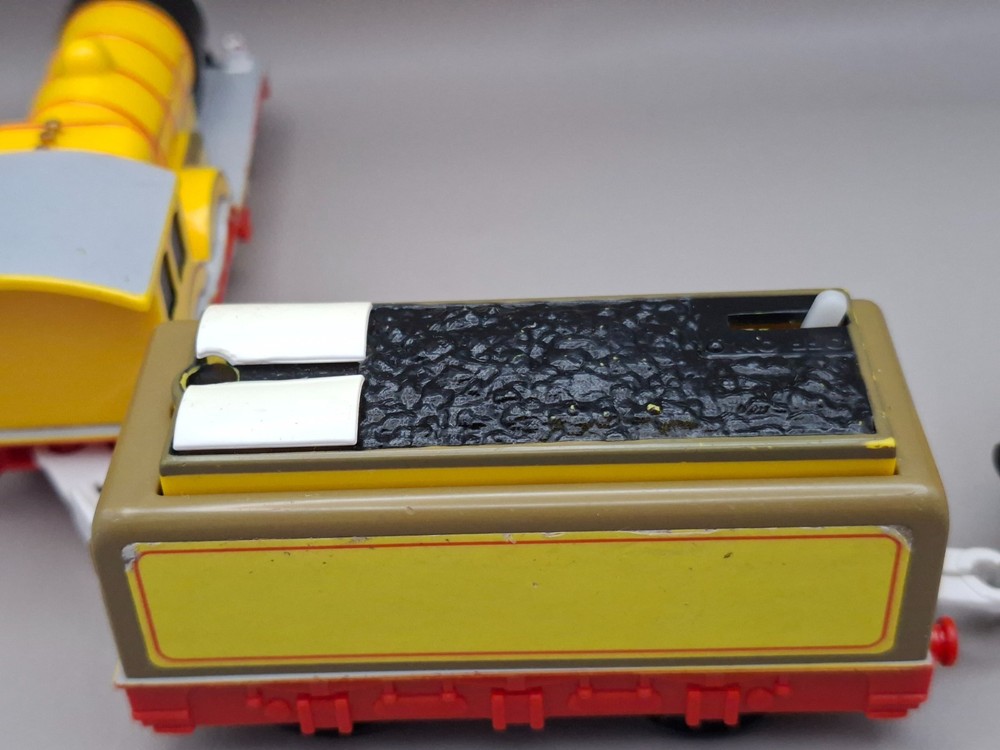 Molly Trackmaster Train Motorized 2005 Mattel - Thomas Trackmaster - WORKING