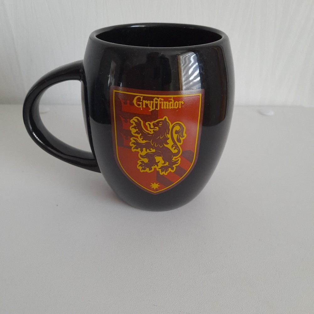 Harry Potter - Griffindor / Tie Black Mug