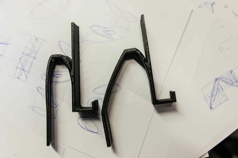 Wacom Cintiq 22HD Tablet 3d printed Keyboard tray hooks.