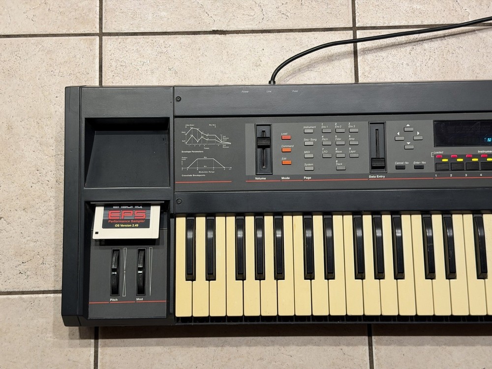 Ensoniq EPS Performance Sampler Keyboard with EPS - 4x Expansion