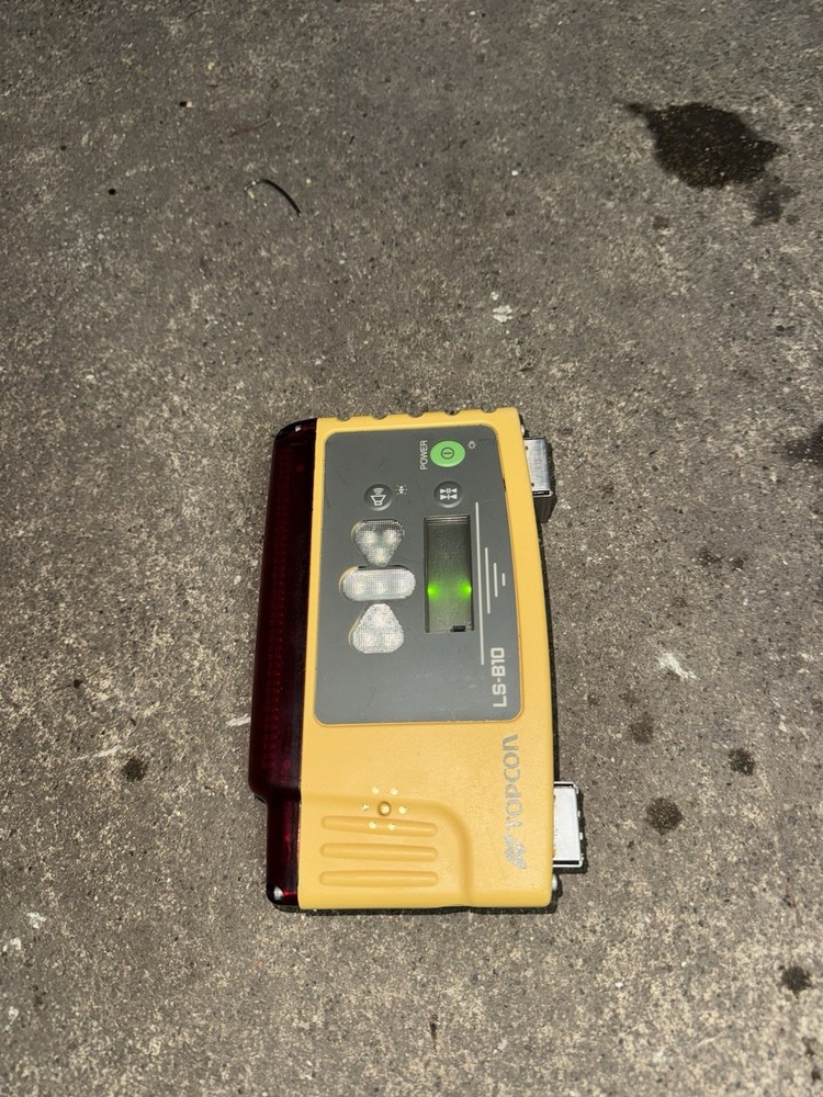 Topcon LS-B10 Magnetic Mount Laser Receiver