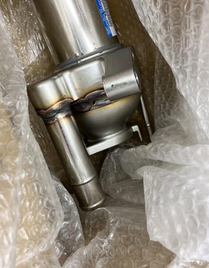 Genuine Kobelco Cooler Sub-assembly #VH25608E0260