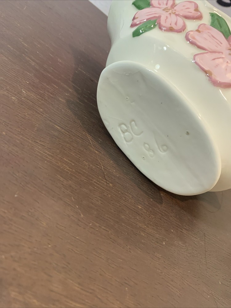 Vintage Ceramic Floral Spring Basket