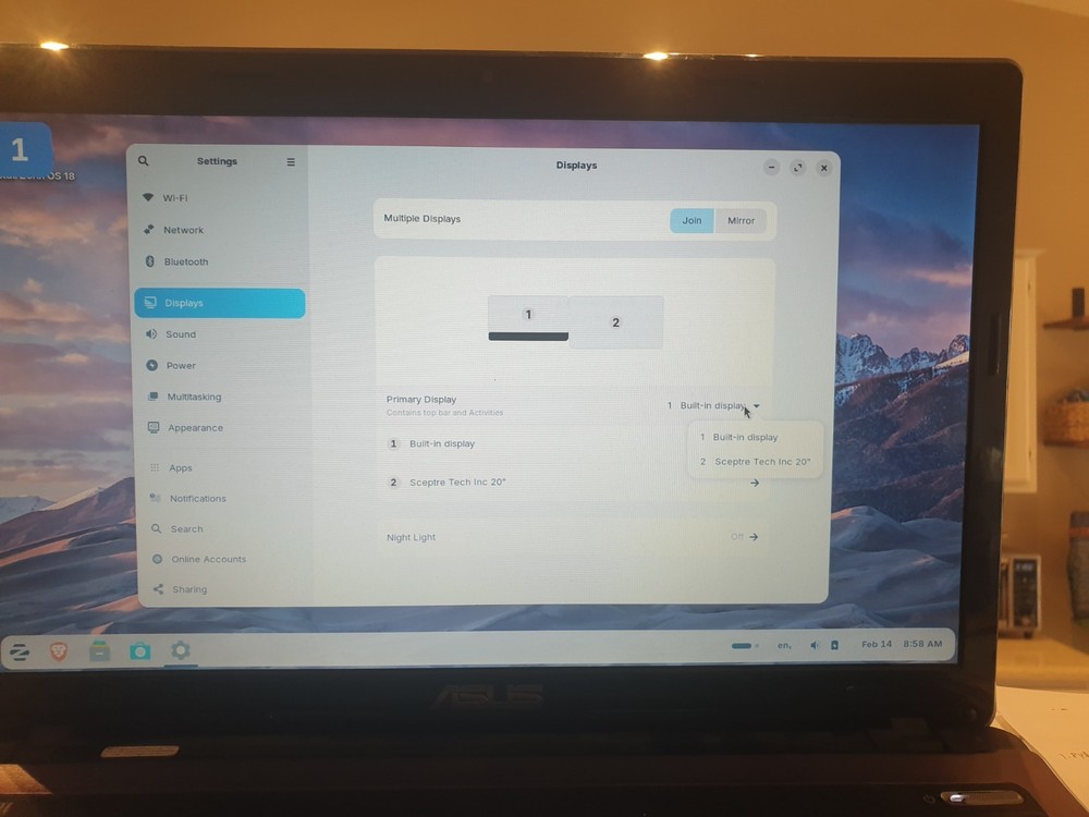 Linux Zorin OS 18 Core, 64-bit, Bootable Live and Install USB Flash Drive