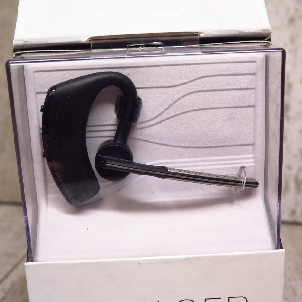 Plantronics Voyager Legend Bluetooth Headset NEW