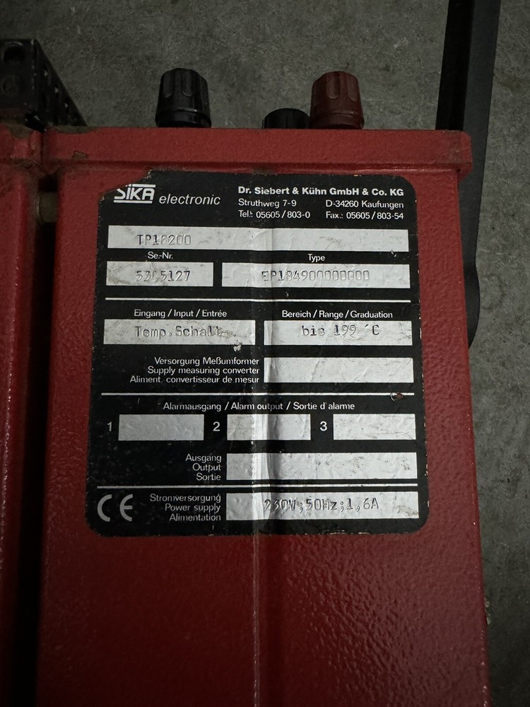 SIKA ELECTRONIC TP18200 TEMPERATURE CALIBRATOR