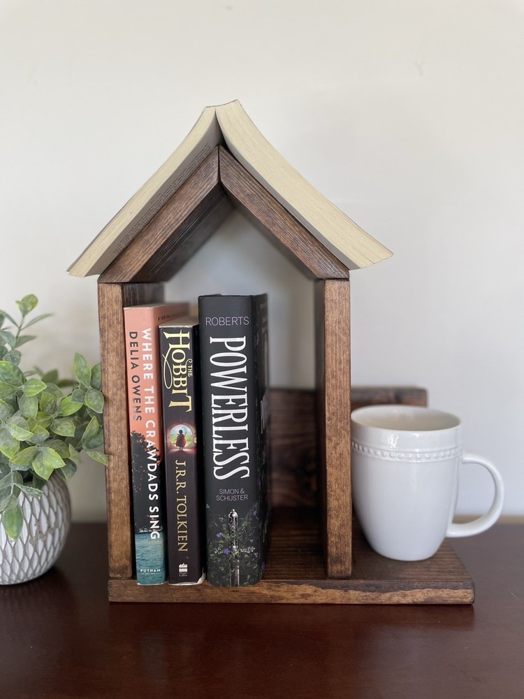 Book Nook - Mini Bookshelf & Placeholder!