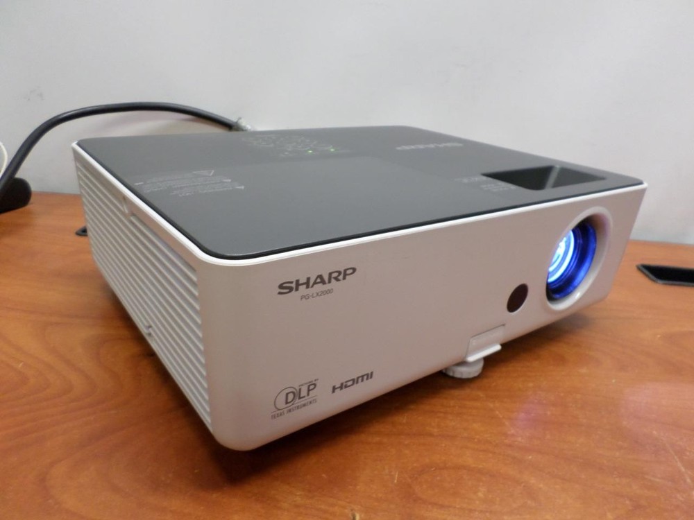Sharp PG-LX2000 XGA Conference Room Projector