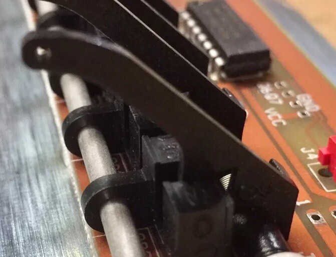 Replacement Finger & Spring For KS-1B MIDI Strip/Controller QRS Gulbransen