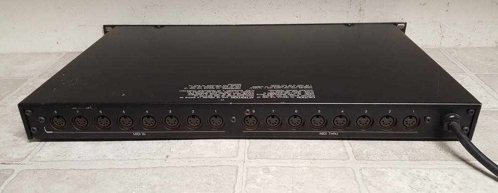 Yamaha MJC8 8x8 MIDI Junction Controller WORKS