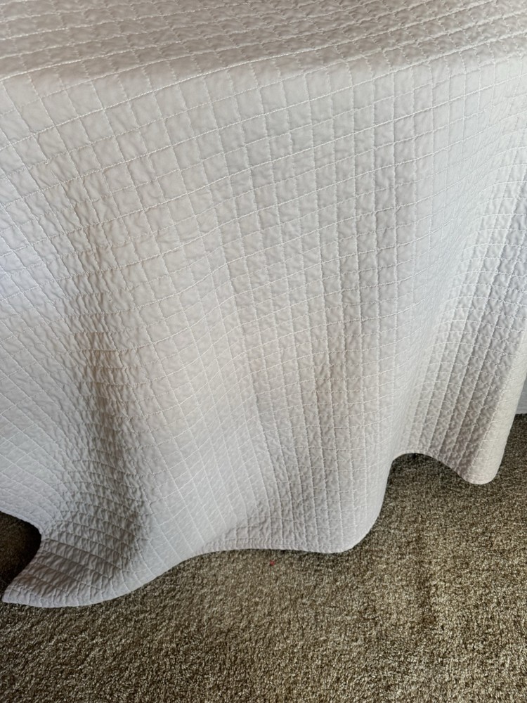 Comphy SoftSpa Quilted Blanket SPA Massage Cover Bedspread Sheet Sheets Queen