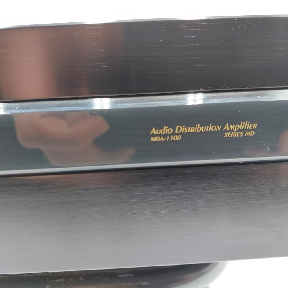 Elan MDA-1100 Audio Distribution Amplifier