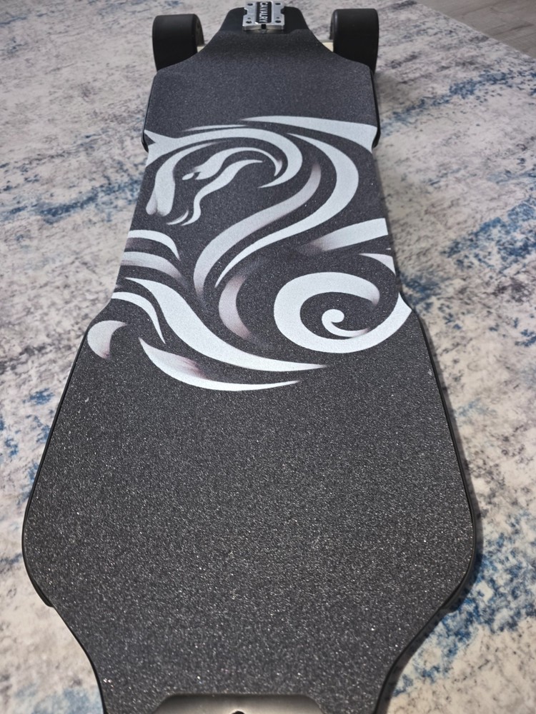 omw cavalry electric skateboard