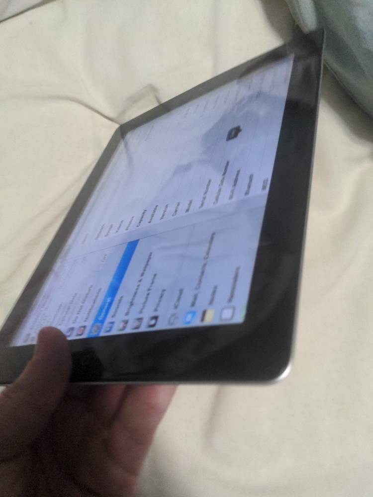 Ipad 2 Wifi 3g Cellular Version 16 Gig