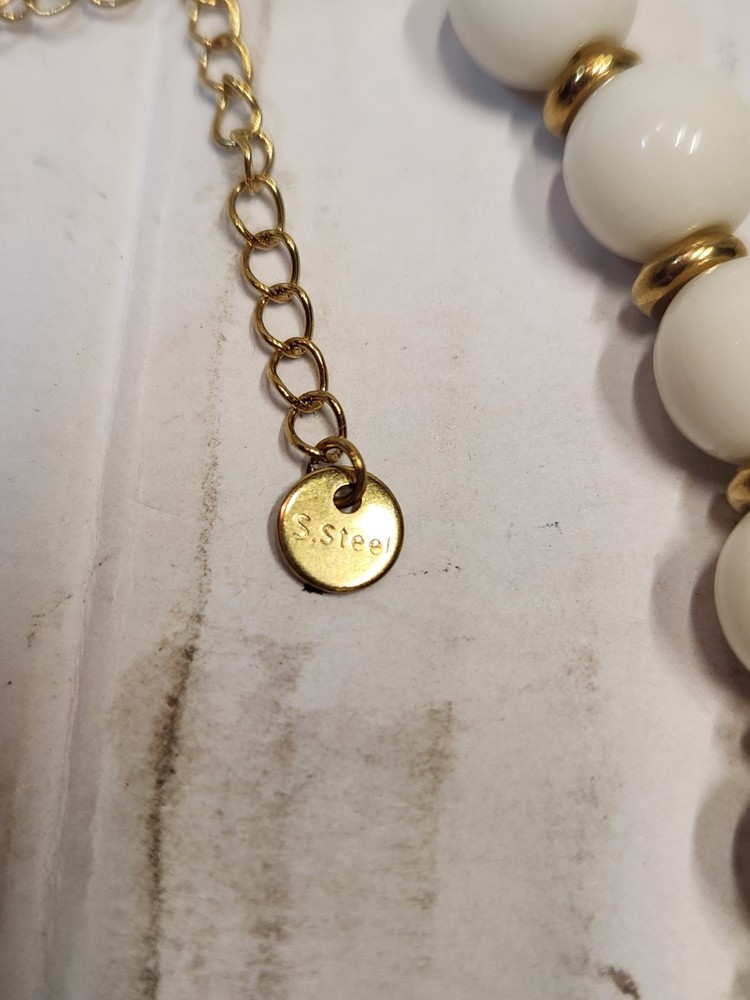 Bathing Beauties Necklace