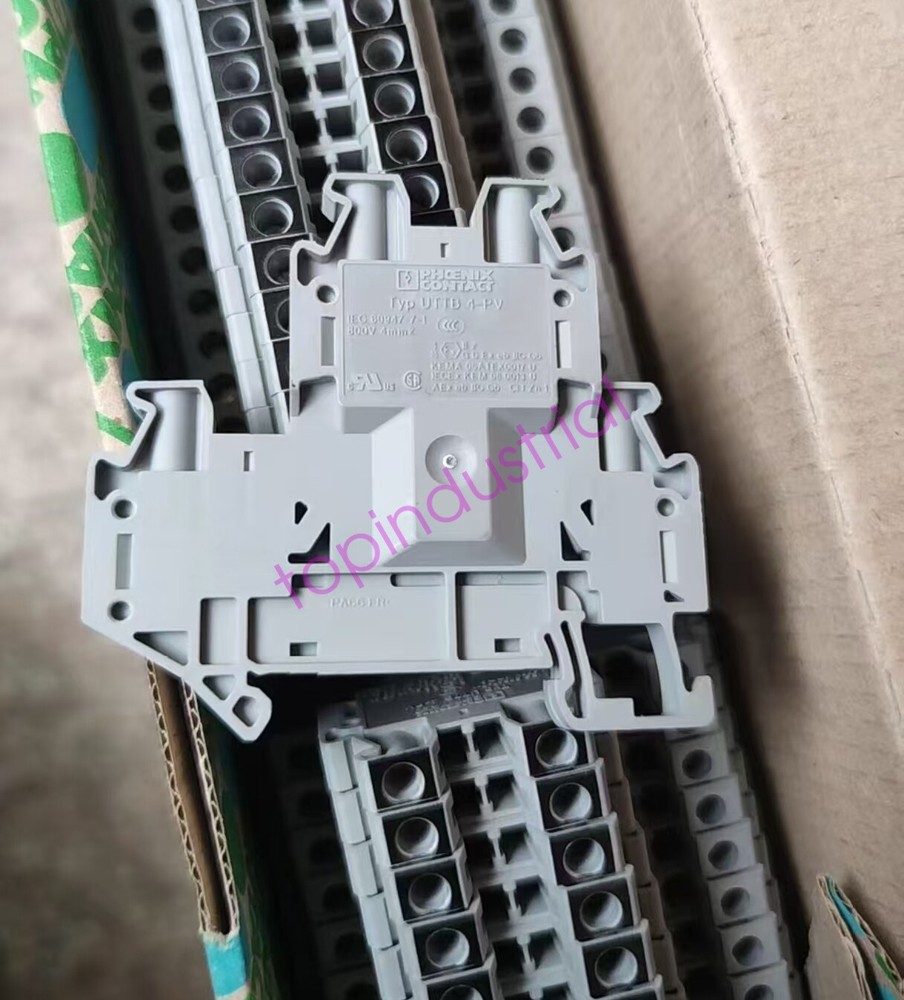 50PCS   double-layer terminal block UTTB 4-PV Contact 3044733