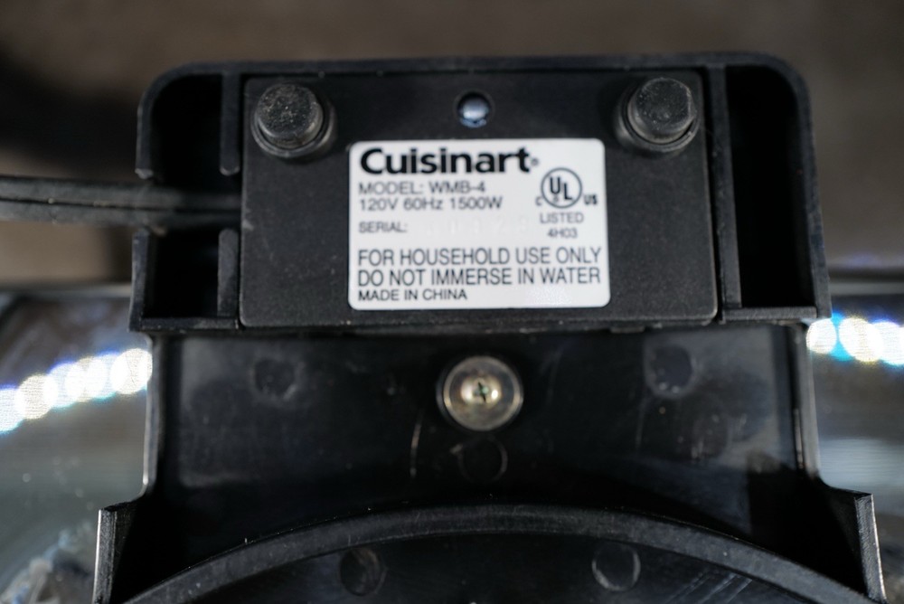 Cuisinart Classic WMB-4 Waffle Maker Chrome Adjustable Browning Nonstick Square