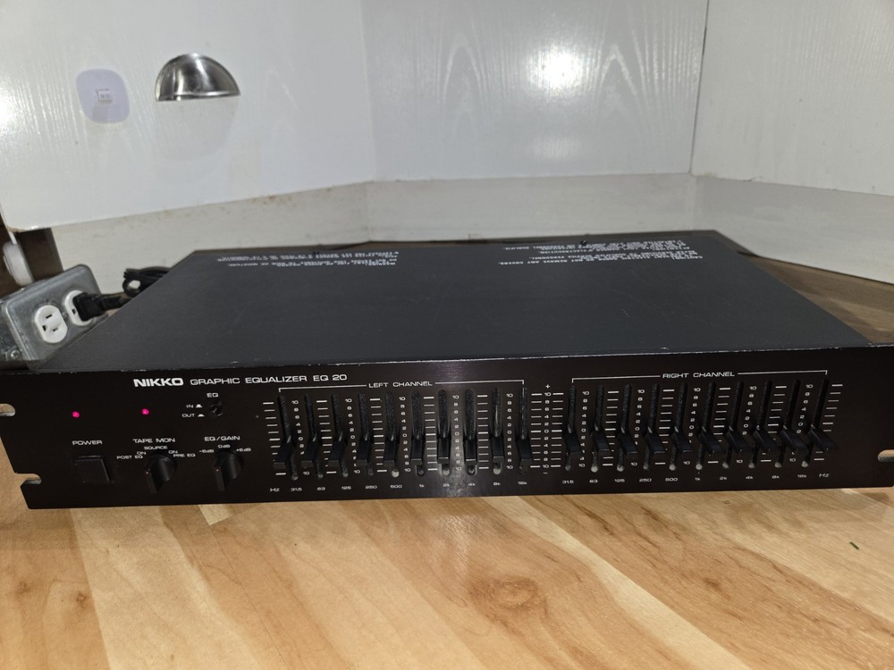 Vintage NIKKO Graphic Equalizer EQ 20 TESTED!
