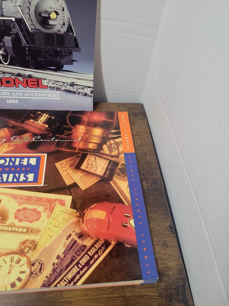Lionel Booklet Lot