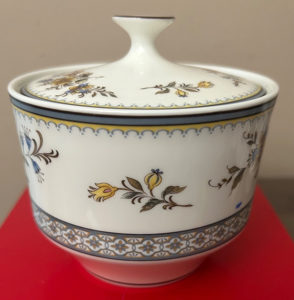 Mikasa Chippendale Bone China Covered Sugar