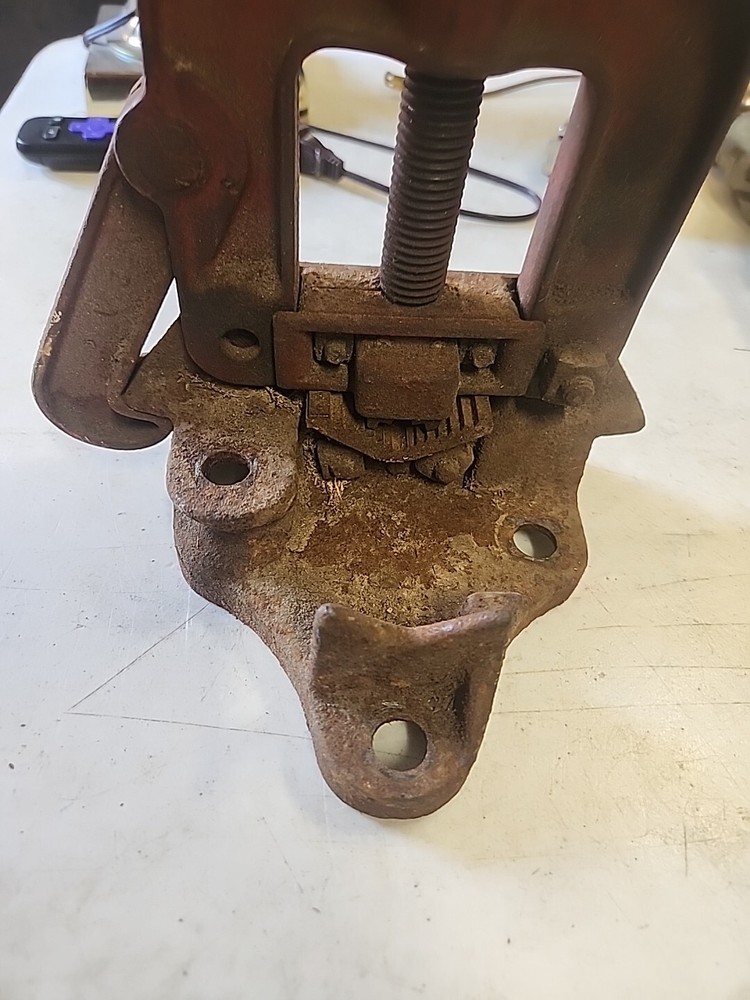 The Ridge Tool Co Pipe Vise Elyria, Ohio