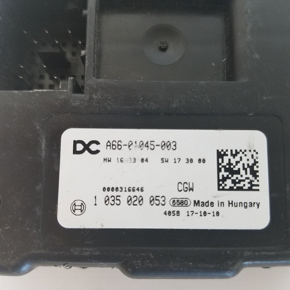 Gateway P3 ECU Control Module - MUX - Broken Tabs A66-01045-002, A66-01045-003
