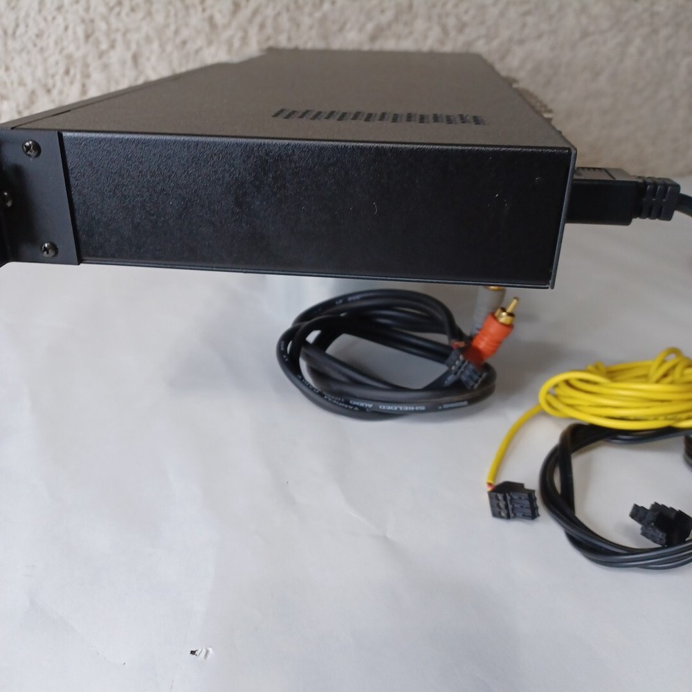 AutoPatch Half-Y Audio/ Video Distribution Matrix