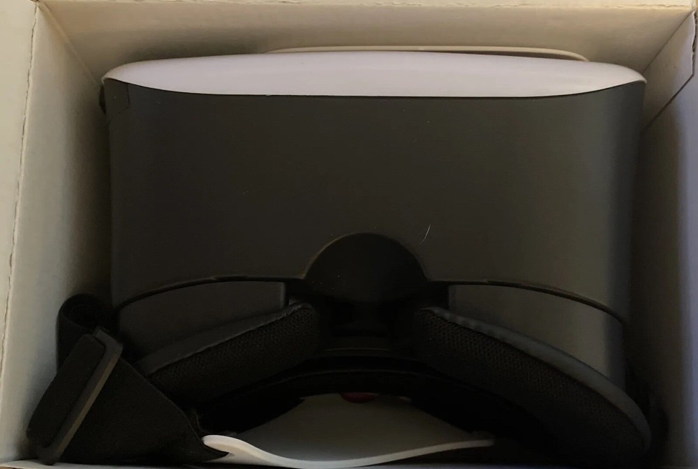 Xtreme VR VUE II Virtual Reality Viewer for Mobile Phones