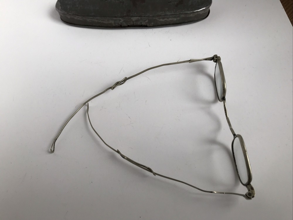 Antique Eyeglasses W/ Tin Case Spectacles
