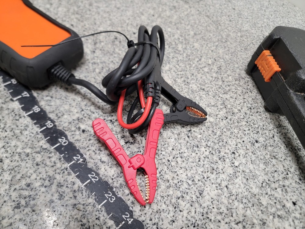 FOXWELL BT-705 Battery Analyzer