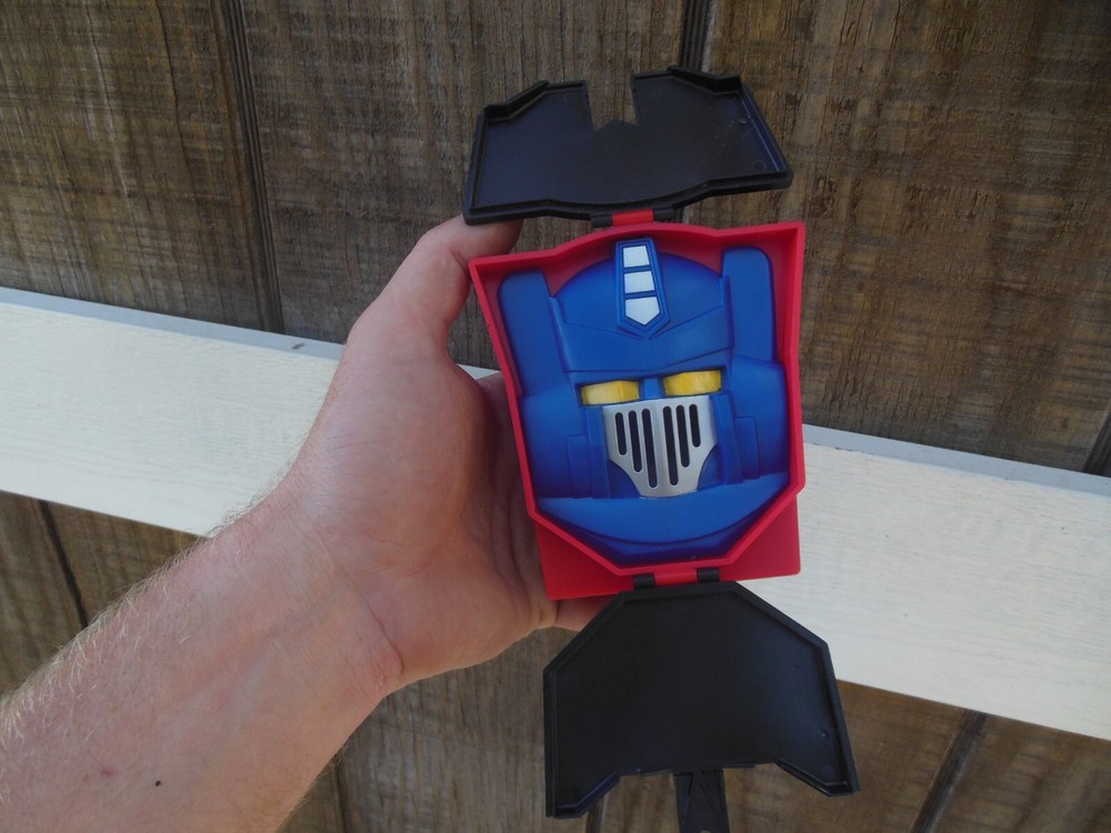 Vintage 1984 Transformers Hasbro Transistor Radio Powers On Autobot