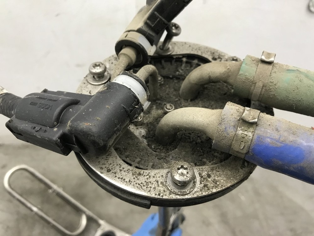 Kenworth T680 DEF Sensor - Used