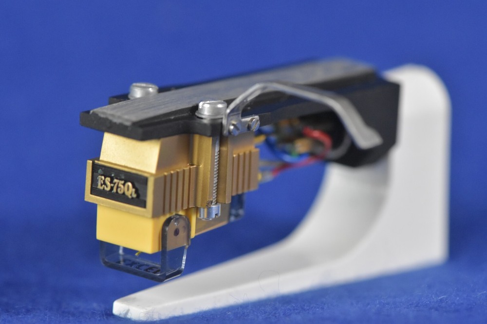 Excel ES-75QL In Excellent Condition