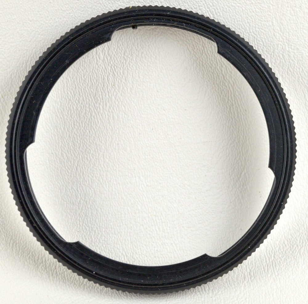 Bay 60 adapter for threaded filters