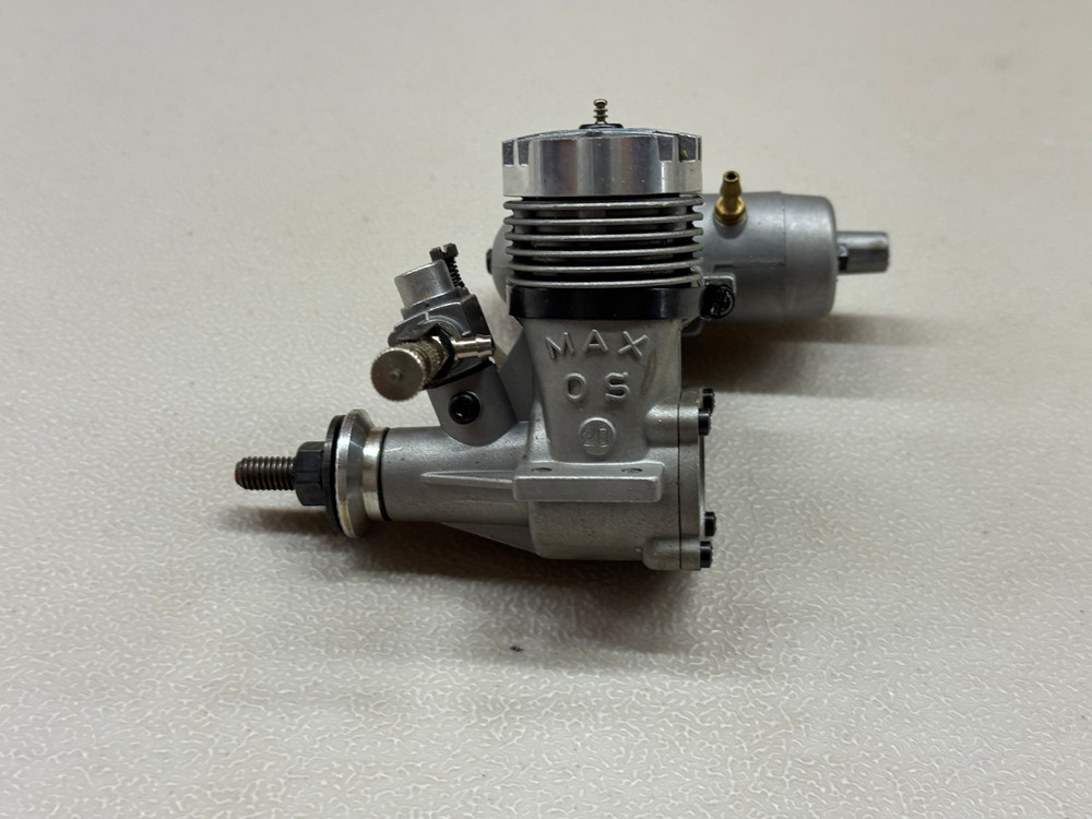 O.S. Max 20 R/C RC Airplane Engine
