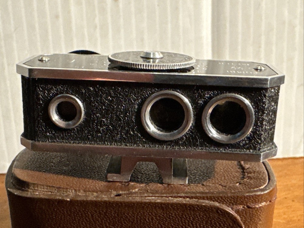 Vintage FFWB Combi-Meter Rangefinder Light Exp Meter &Leather Case,