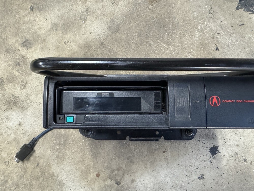 ACURA COMPACT DISC CD CHANGER