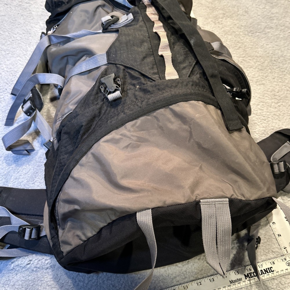 Jansport Juno 73 Women’s Internal Frame Backpack Hydration Compatible Regular