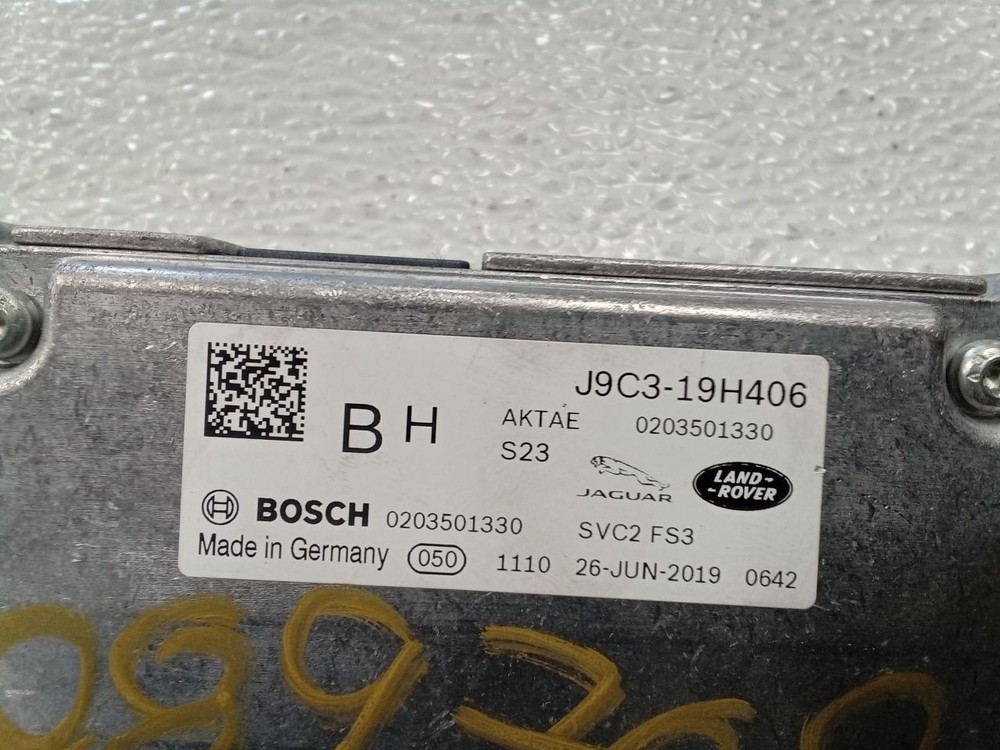 E-PACE 2020 Camera/Projector 349322