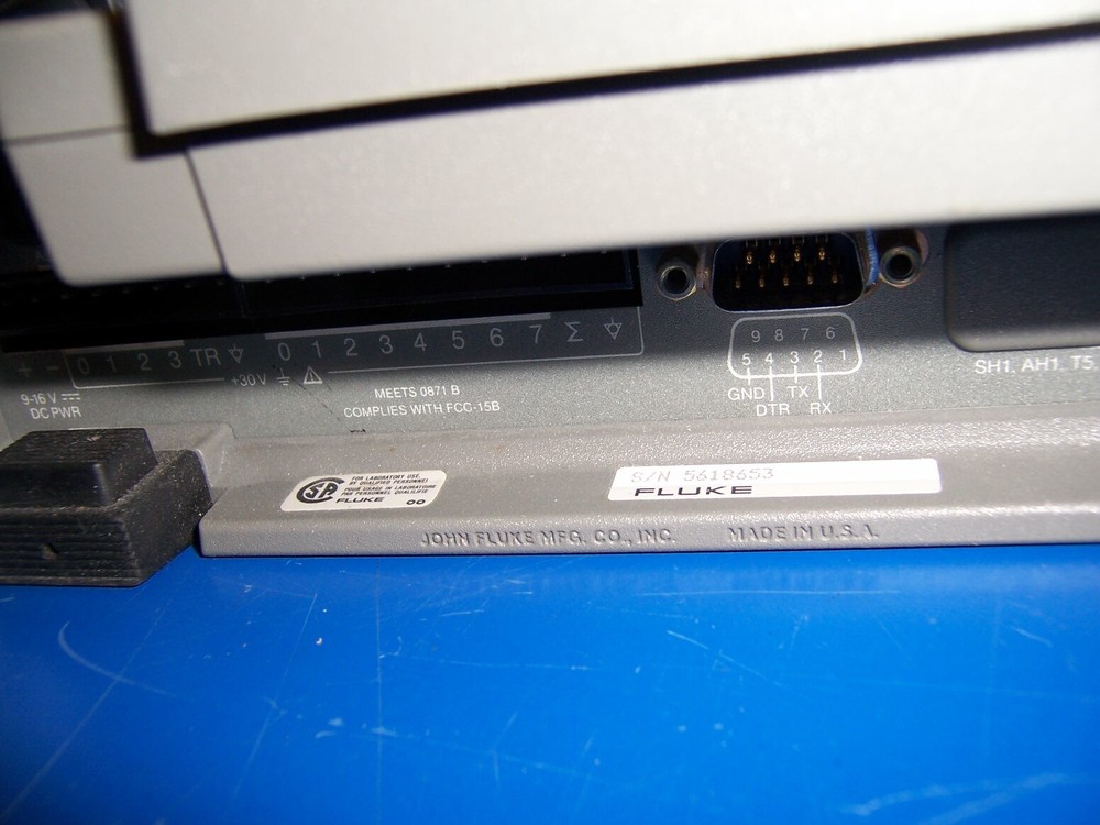 10885 FLUKE 2625 HYDRA DATA LOGGER W/ 2620A-100 INPUT MODULE