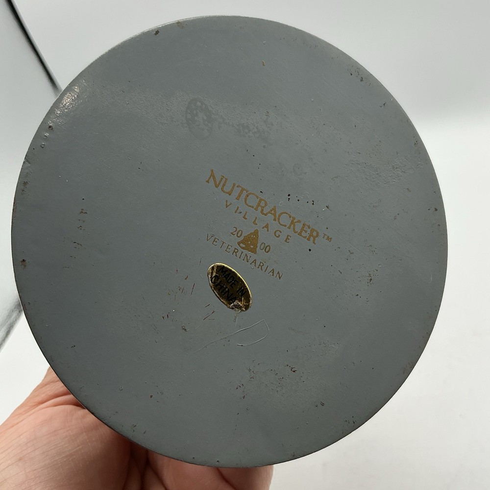 Rare -Vintage Nutcracker Village Veterinary Nutcracker- 2000