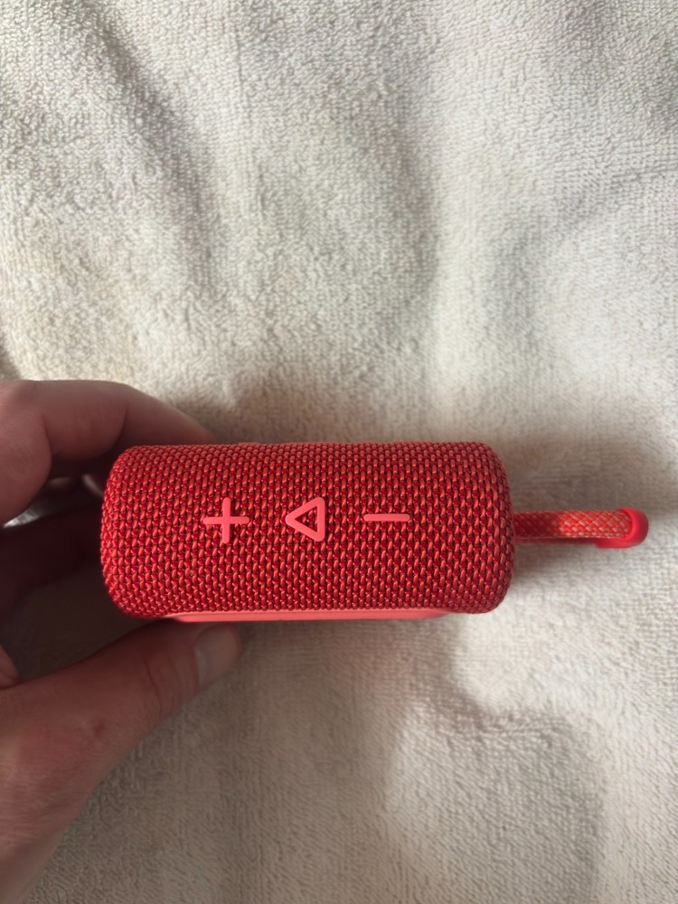 JBL Go 3 Portable Wireless Bluetooth Speaker- Red
