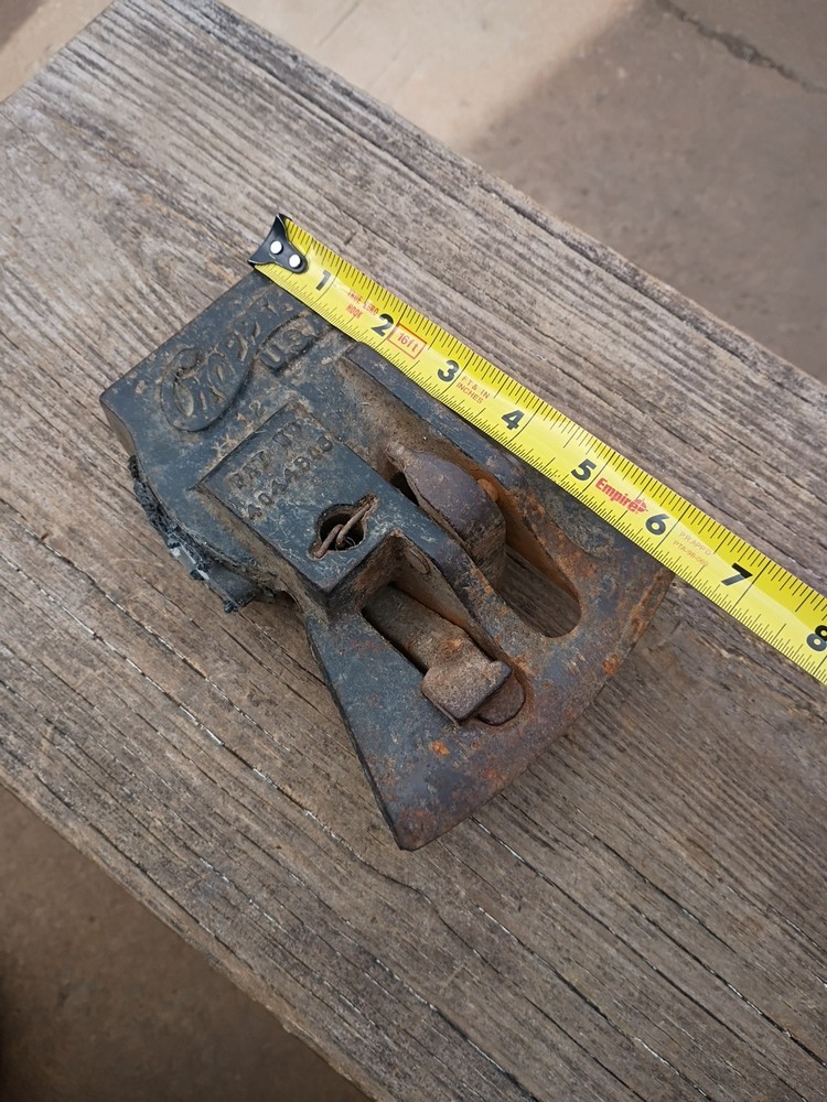 Vintage Chopper 1 Splitting Axe Head 6 lbs Spring Missing