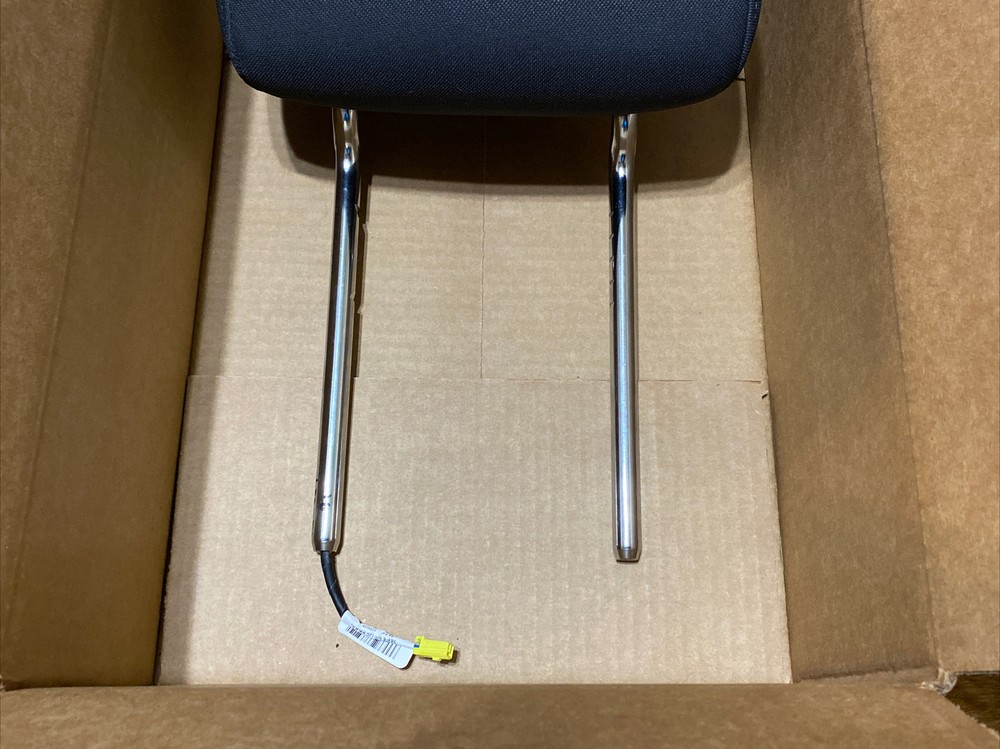 2010-2012 Liberty Nitro Front Driver Passenger Seat Active Head Rest Headrest