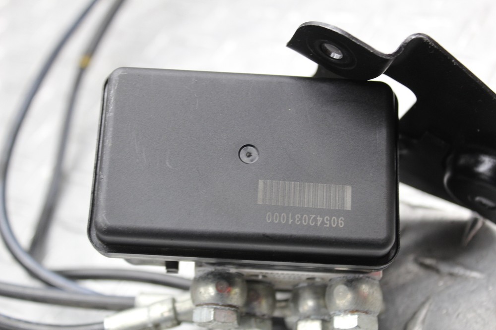 2015 KTM 390 RC ABS PUMP UNIT MODULE & HOSES